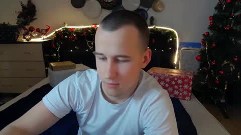 andress_ston online show from December 24, 2024, 4:01 pm