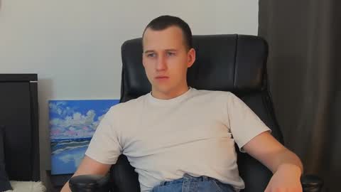 andress_ston online show from January 12, 2025, 7:07 pm