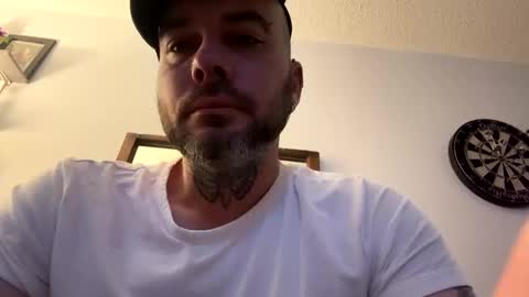 andyhardcock85 online show from January 10, 2025, 2:44 am