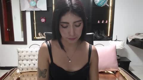 angela_diaz_ online show from December 26, 2024, 12:51 pm