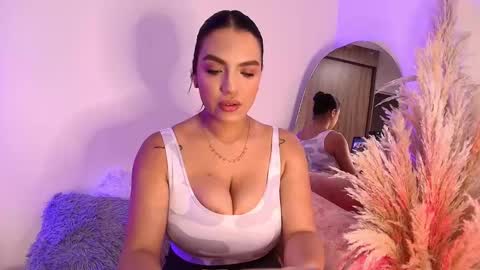 Angela Big boobs White online show from November 29, 2024, 4:58 pm