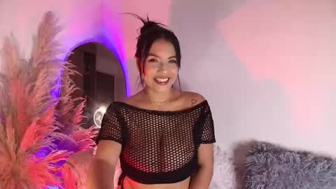 Angela Big boobs White online show from November 25, 2024, 3:21 am