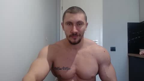  ------- SEX SHOW WITH GUYS AND GIRLS  MUSCLE SHOW online show from November 14, 2024, 9:49 am