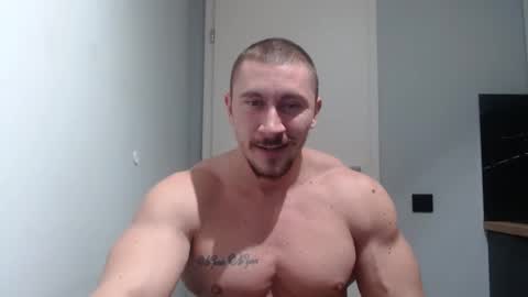  ------- SEX SHOW WITH GUYS AND GIRLS  MUSCLE SHOW online show from December 12, 2024, 12:32 am