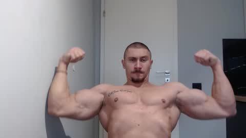  ------- SEX SHOW WITH GUYS AND GIRLS  MUSCLE SHOW online show from December 25, 2024, 11:37 am