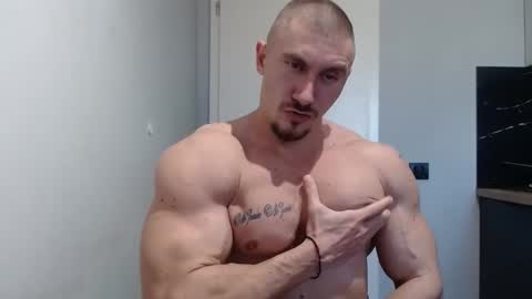  ------- SEX SHOW WITH GUYS AND GIRLS  MUSCLE SHOW online show from December 20, 2024, 12:10 pm