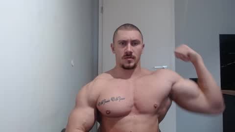  ------- SEX SHOW WITH GUYS AND GIRLS  MUSCLE SHOW online show from December 1, 2024, 9:22 am