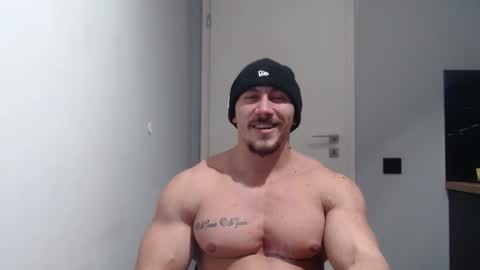  ------- SEX SHOW WITH GUYS AND GIRLS  MUSCLE SHOW online show from January 8, 2025, 7:49 pm