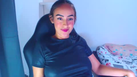 IG angie dreamgirl01 online show from December 13, 2024, 3:16 pm