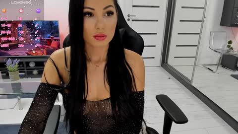 anissya_jay online show from November 20, 2024, 8:01 am