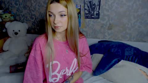 anita_moon_ online show from November 30, 2024, 12:07 am