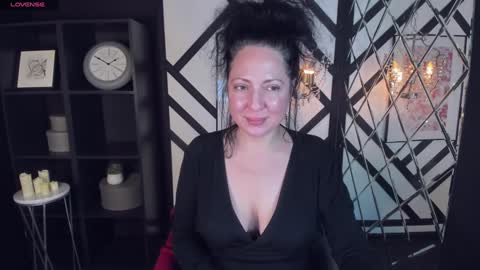 Anita online show from December 13, 2024, 8:55 pm