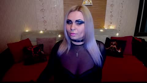 AnnessixReign online show from January 8, 2025, 9:36 pm