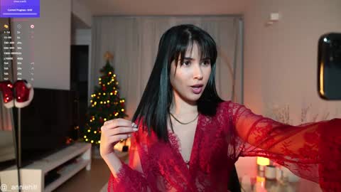 anniehillofficial_ online show from December 13, 2024, 6:54 pm