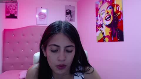 annielovex online show from November 19, 2024, 11:52 am