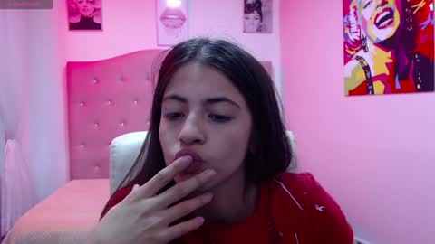 annielovex online show from November 23, 2024, 11:37 am