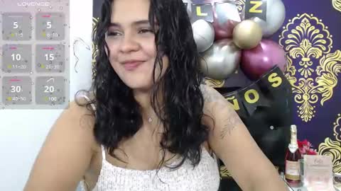 AnniHOTKitty online show from November 14, 2024, 2:57 am