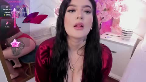 anny_cute10 online show from January 9, 2025, 2:07 pm