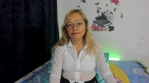 anthonela_mature_ online show from January 6, 2025, 10:04 pm