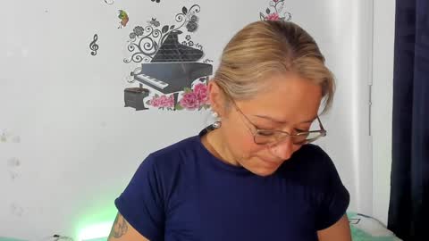 anthonela_mature_ online show from December 19, 2024, 5:58 pm