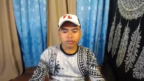 anthony_horny19 online show from November 18, 2024, 7:39 am