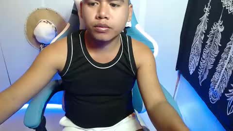 anthony_horny19 online show from November 30, 2024, 12:08 pm