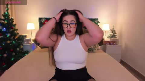 aria_blisss online show from December 28, 2024, 8:34 am