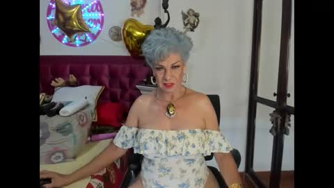 ariannablecker online show from January 5, 2025, 7:44 pm