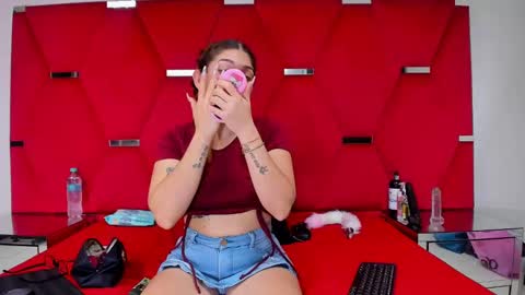 ariannalopez_ online show from November 14, 2024, 3:29 am