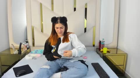 ariannalopez_ online show from November 16, 2024, 3:28 am