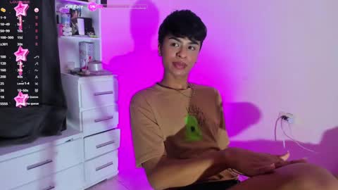 ariel_adan online show from December 25, 2024, 11:25 pm