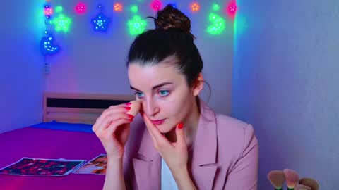 arielstonks_lovee online show from December 6, 2024, 3:41 am