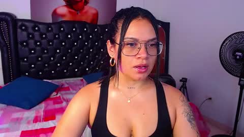 ariiaanaa_ online show from January 3, 2025, 11:29 am