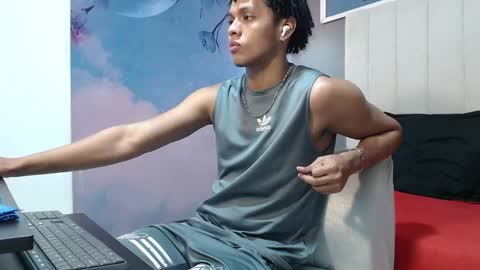 arley_latin_hot online show from December 24, 2024, 6:32 pm