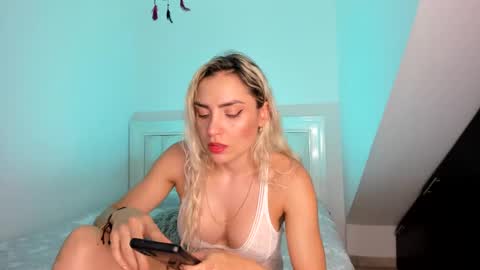 ashley_blair online show from November 18, 2024, 9:07 pm