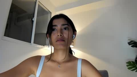 ashllovee online show from January 16, 2025, 3:59 am