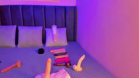 ashlye_miller_ online show from January 12, 2025, 3:29 am