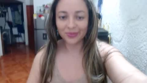 ashlye_rosee online show from January 2, 2025, 2:44 am