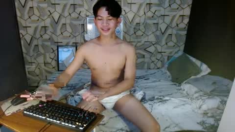 asian_wayne online show from December 3, 2024, 3:34 pm