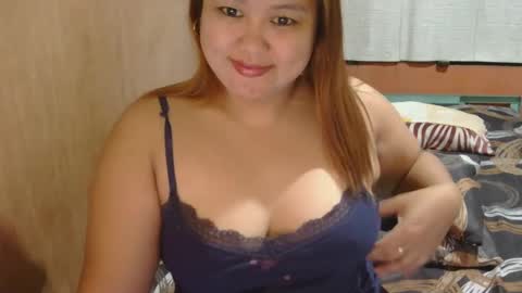 asiancutiechubby online show from January 3, 2025, 8:19 pm