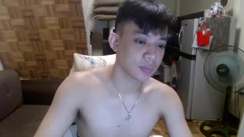 asiandreamboyx online show from November 26, 2024, 6:44 am