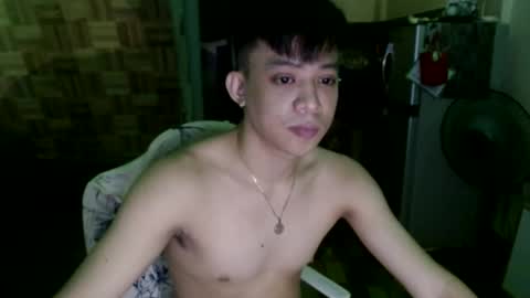 asiandreamboyx online show from November 27, 2024, 7:19 am