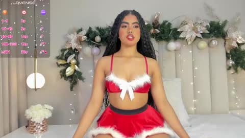 ATENEA ROBERTS Sofia online show from December 22, 2024, 2:05 am