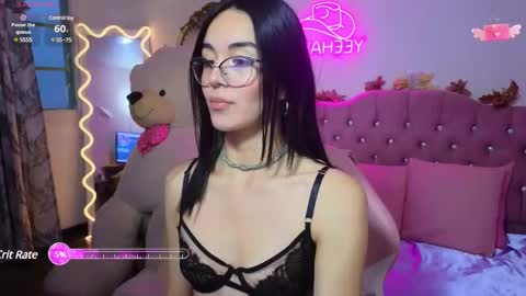 attenea_tay online show from January 20, 2025, 11:47 am