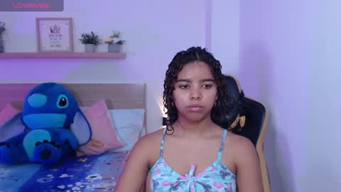 aurora_rodriguez online show from November 11, 2024, 12:45 pm