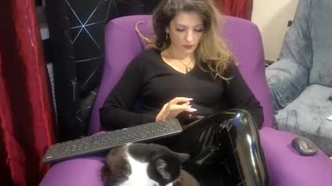 Dominatrix Queen online show from December 22, 2024, 6:54 pm