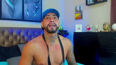 bastian_jones1 online show from November 11, 2024, 12:07 am