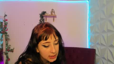 beautylayla_cg online show from December 24, 2024, 2:46 pm