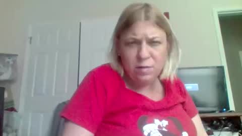 betsygore78 online show from February 11, 2025, 5:37 pm