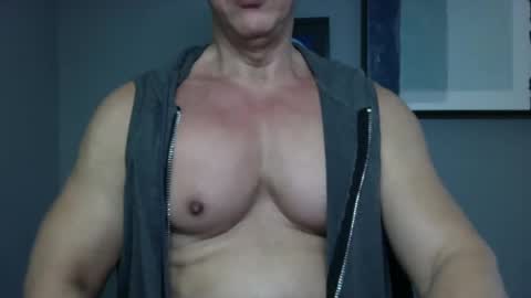 BGDKMUSCLEGUY - SELECTED BY CHATURBATE AS A TOP BROADCASTER FOR 2023 online show from December 9, 2024, 5:27 pm